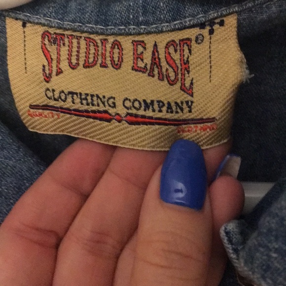 Vintage Denim Button-down - Picture 4 of 6